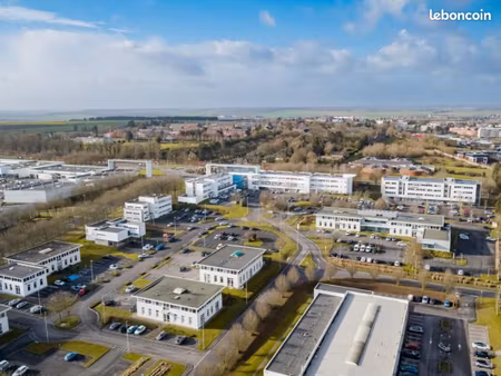 bureaux 557 m²