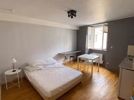 studio meublé 20 m² – laval centre-ville