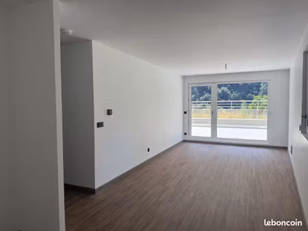 appartement 3 pièces 75 m²