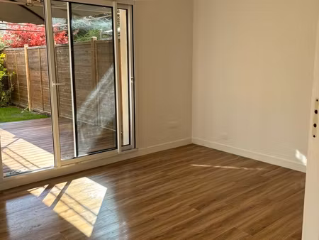 grand studio avec jardin et petite chambre