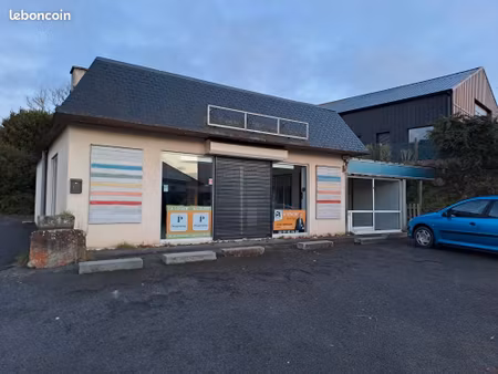 a vendre espace commercial + logement 290000