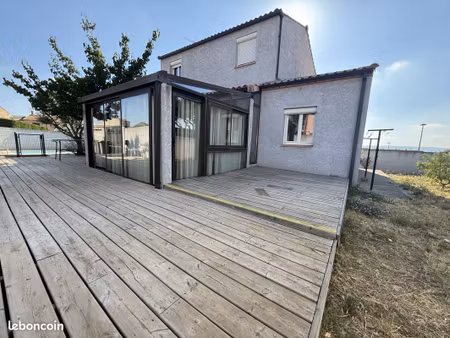 villa 6 pièces 170 m²