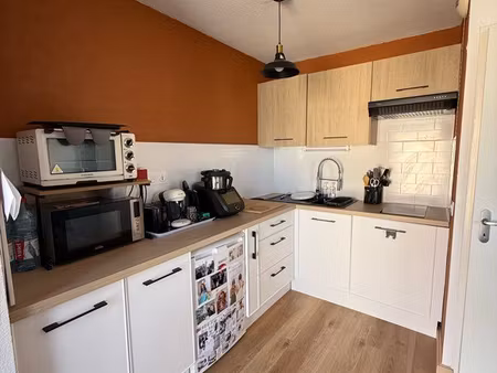appartement t2 centre ville de saintes