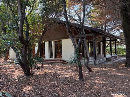 villa 9 pièces 200 m²