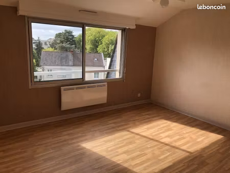 studio 1 pièce 25 m²