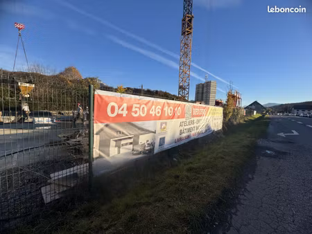 atelier 149 m² charvonnex
