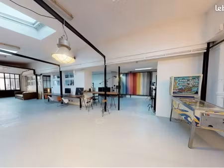 surface 486m2 - porte de la chapelle - fort potentiel