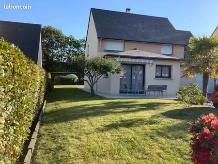 maison de 170 m2 de 8 pièces et 6 chambres