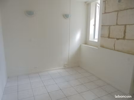 t2 bis 48 m2  proche commerces  iut  lycée  hôpital