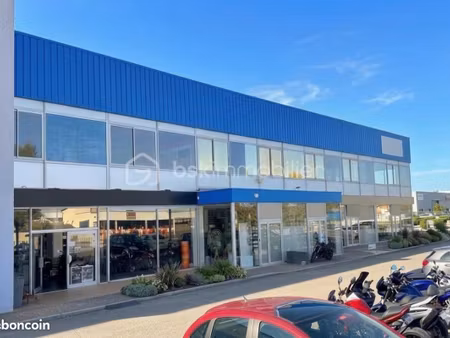 bureaux 237 m²