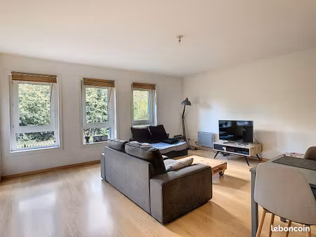 appartement 2 pièces 52 m²