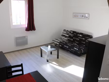 charmant studio meublé bourges centre 27 m2