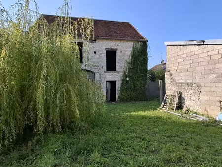 grange 4 pièces 1 m²