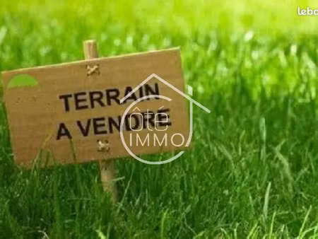 terrain 935 m² montpeyroux