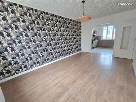 maison 5 pièces 82 m²