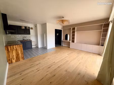 a vendre - t2 43m2 avec terrasse et possibilité garage