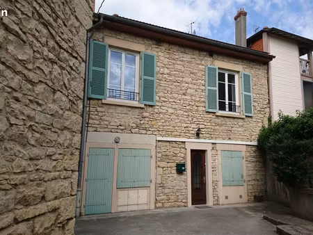 part. loue bourgoin-centre f3 86m2 utile parfait etatt