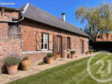 maison 7 pièces 80 m²