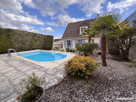 maison 5 pièces 115 m²