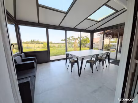 6 pièces 147 m² · parcelle 949 m² - la salvetat-saint-gilles 31880