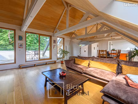 duplex 6 pièces 164 m²