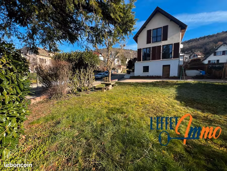 maison 7 pièces 175 m²