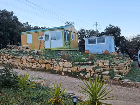 chalet sur terrain de 342 m² dans résidence de loisirs prl – côte d’azur (var)