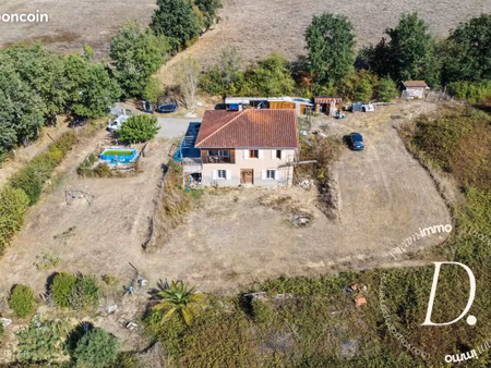 maison 6 pièces 145 m²