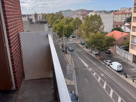 studio 25m2 lumineux en centre-ville