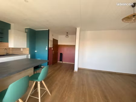 appartement 2 pièces 55 m²