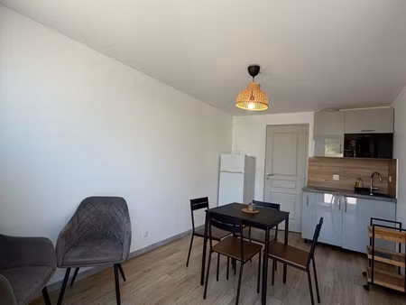 studio meublé