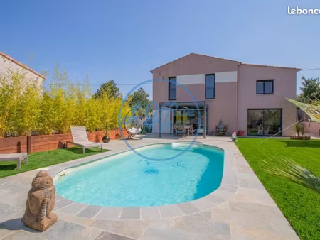 villa 5 pièces 120 m²