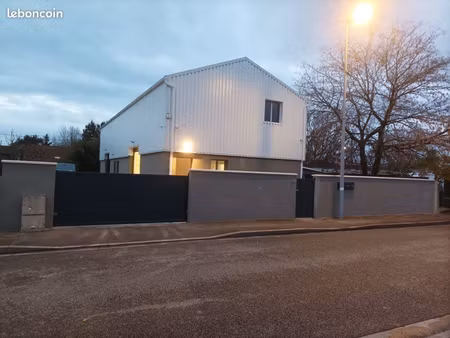 local d’activité / entrepôt 170 m² – mérignac (33) sans frais d’agence – location directe 