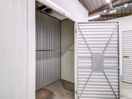 garage/box 4 m² coignieres