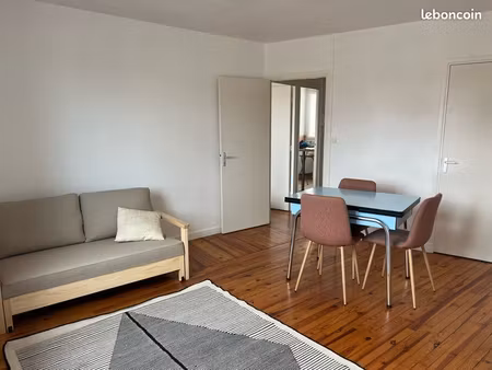 à louer charmant t2 meublé de 45m2 vic le comté