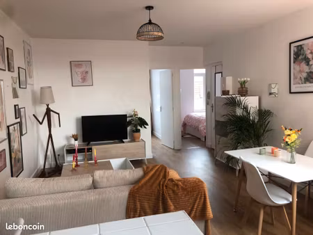 appartement t3- 52 m2 -la madeleine quartier pompidou