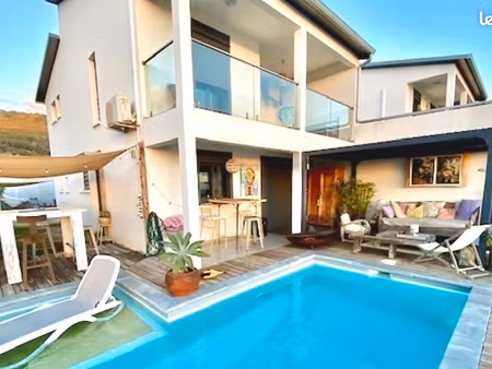 villa 6 pièces 115 m²
