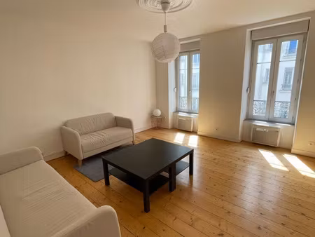 location appartement meublé 87m2