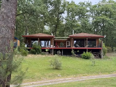 a vendre chalet marque pierre et bois