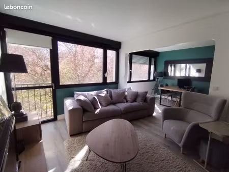 t3 meublé entièrement rénové – vue parc privé – lille bois-blancs