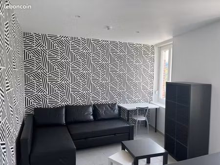 appartement  studio t1 19m2 meublé  à 400m du métro fives