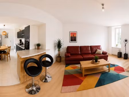 bel appartement 3 pièces de 65 m² avec balcon  dans un cadre exceptionnel