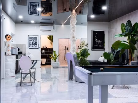 fonds de commerce love room