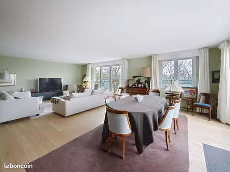 appartement 4 pièces 147 m²