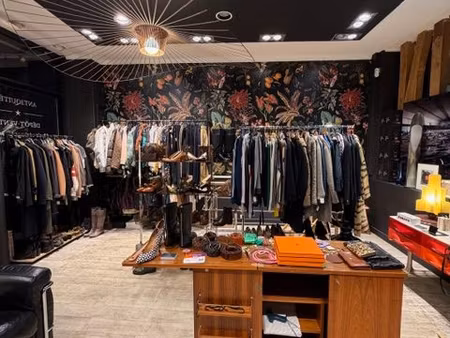 belle boutique paris 12ème 95 m²