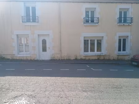 location maison bourg jublains