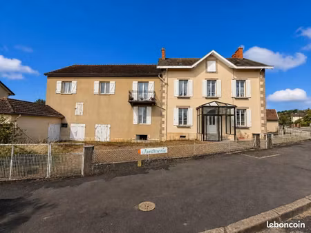 appartement 16 pièces 250 m²