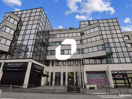 bureau 757 m²