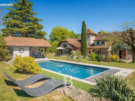 longère 8 pièces 266 m²