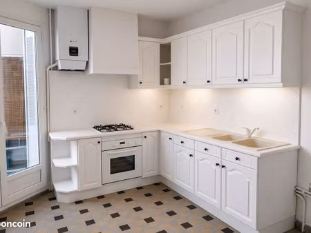 grand appartement 2p+c quartier ampère/bouchayer